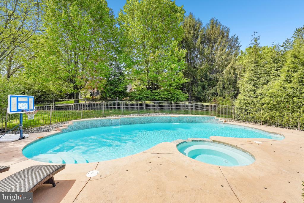 479 Herald Dr