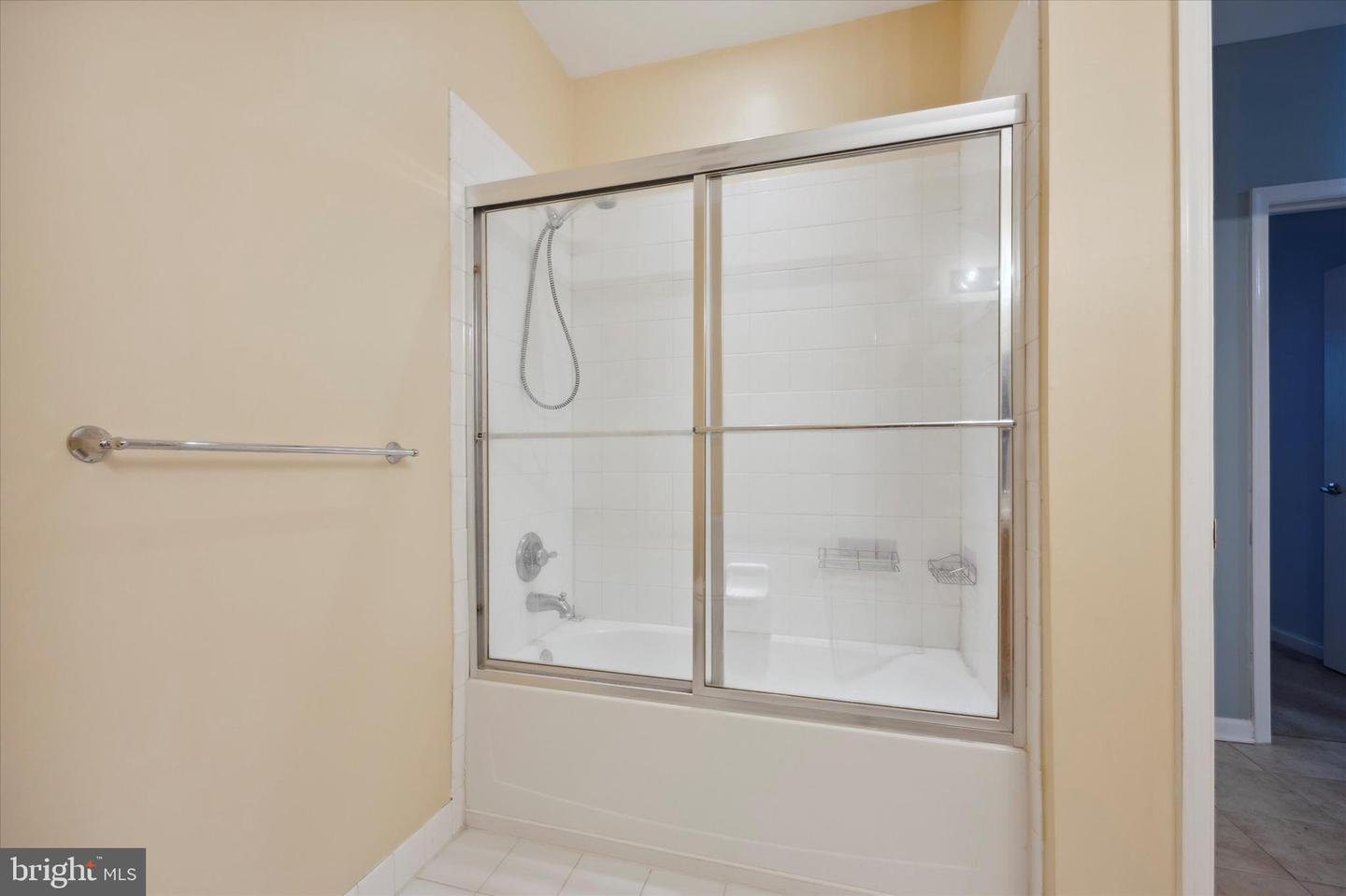 350 W ELM ST #3318