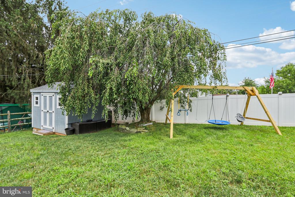607 Launfall Rd