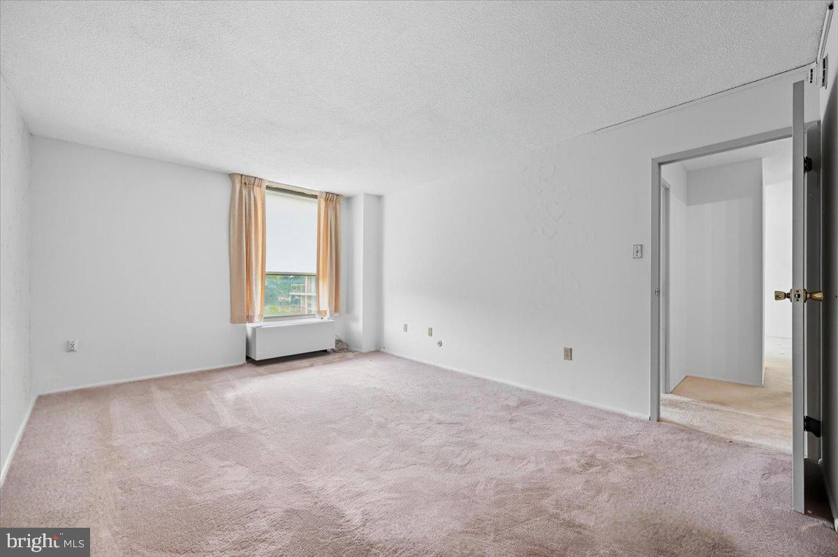 666 W GERMANTOWN PIKE 1311