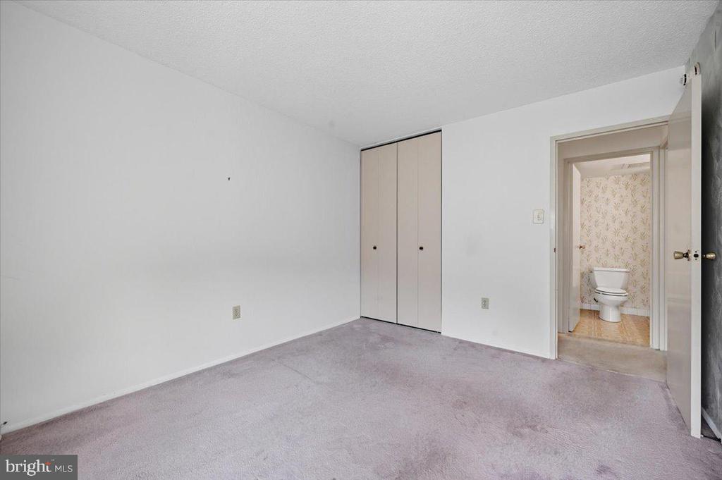 666 W GERMANTOWN PIKE 1311