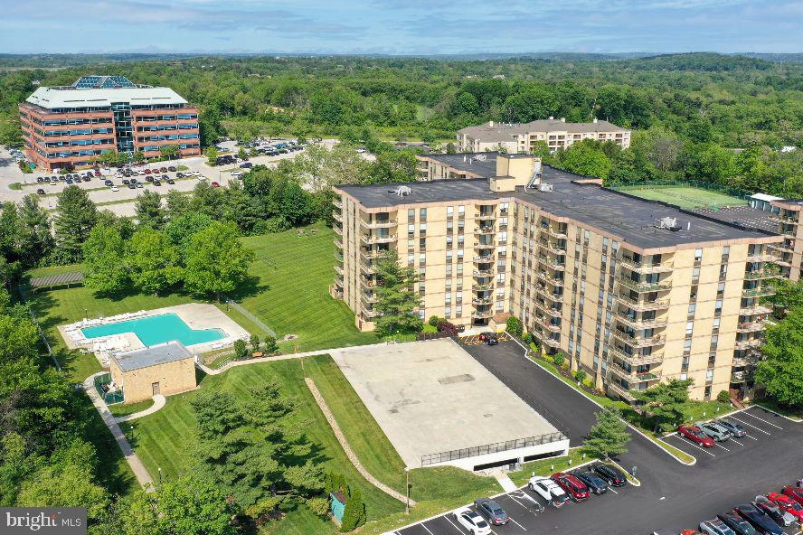 666 W GERMANTOWN PIKE 1311