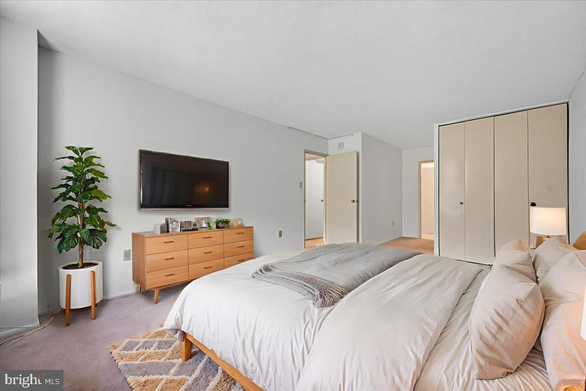 666 W GERMANTOWN PIKE 1311