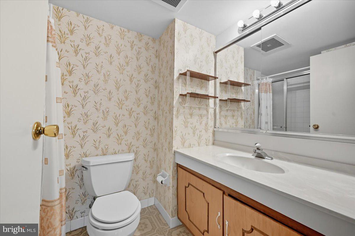 666 W GERMANTOWN PIKE 1311