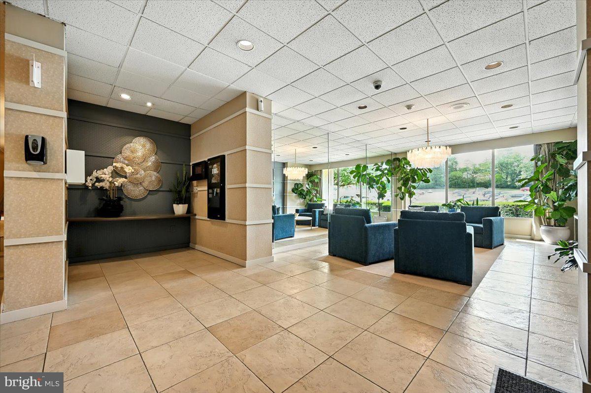 666 W GERMANTOWN PIKE 1311