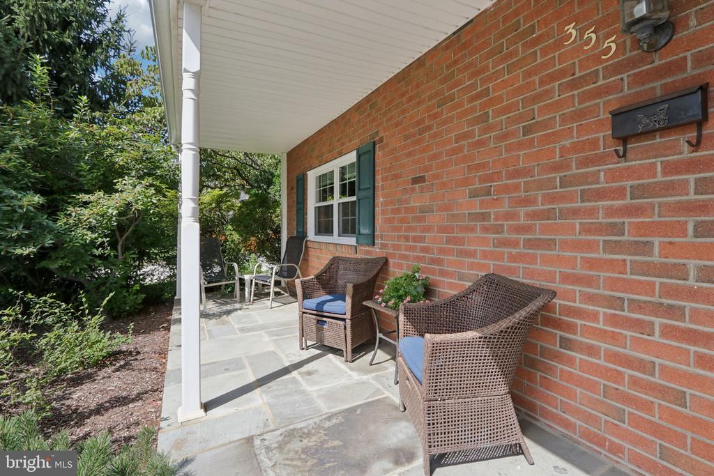 355 BRIGHTON ROAD