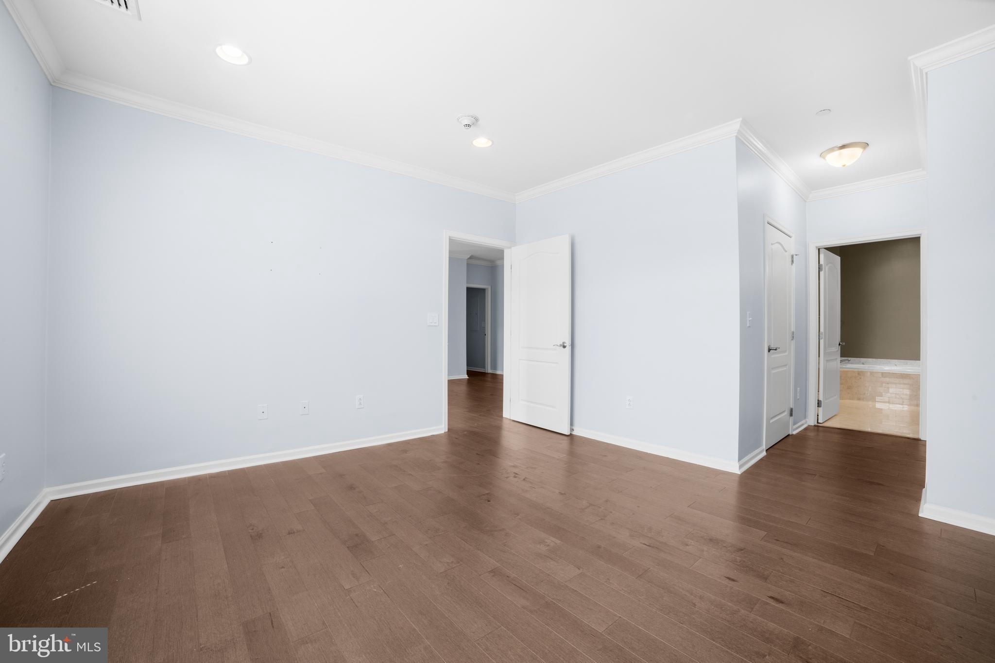 401 CARSON TERRACE 401