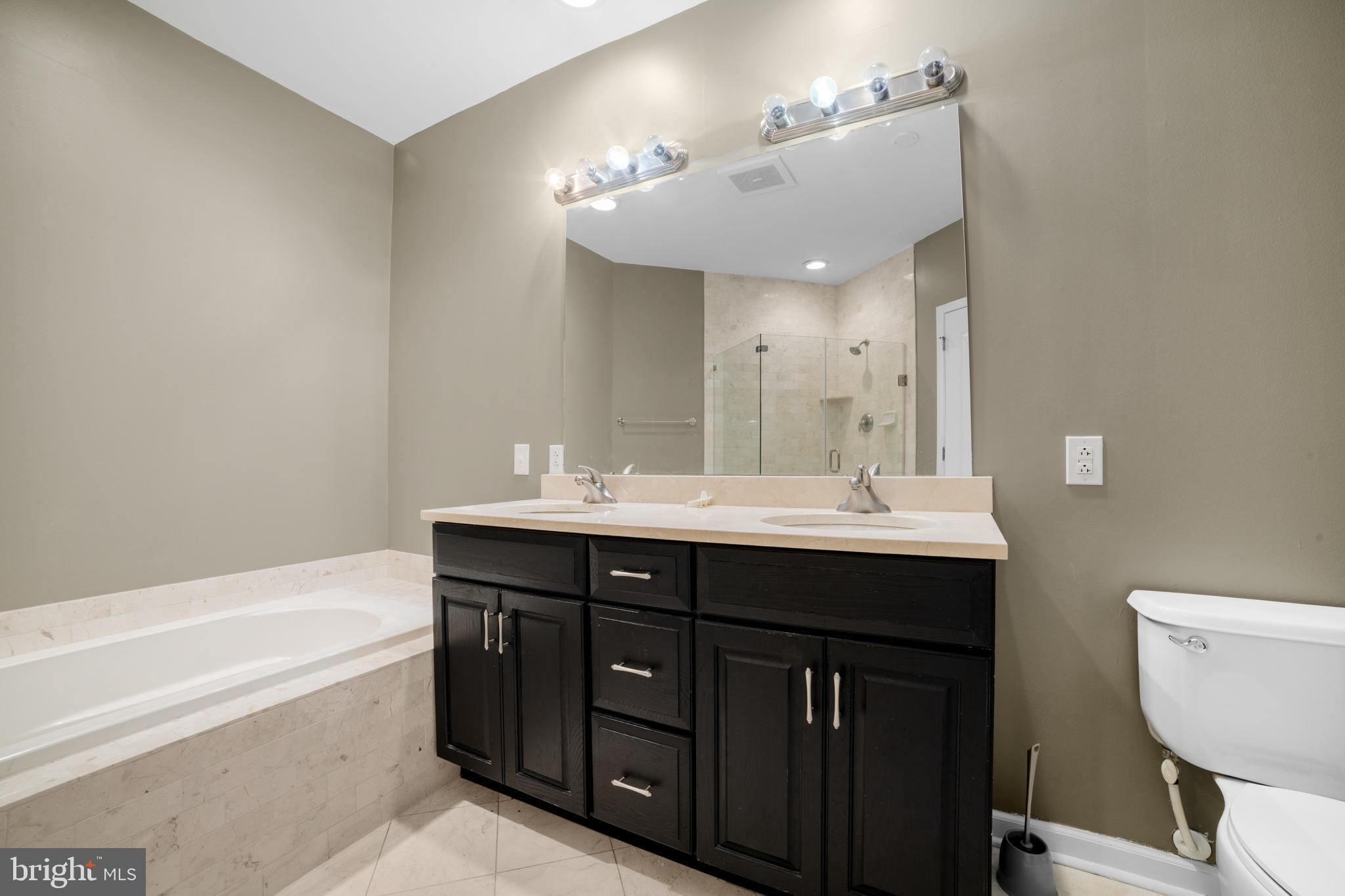 401 CARSON TERRACE 401