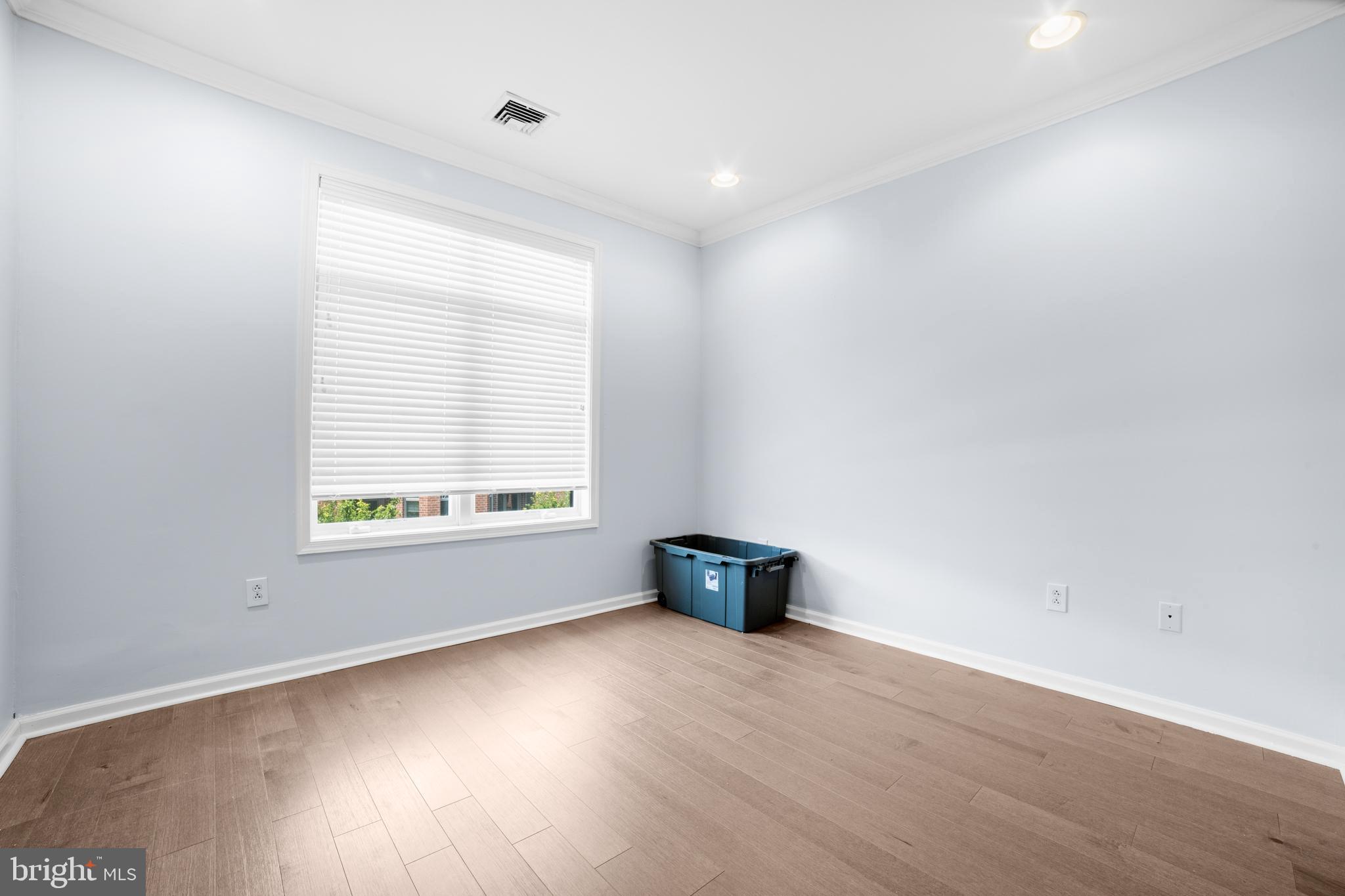 401 CARSON TERRACE 401