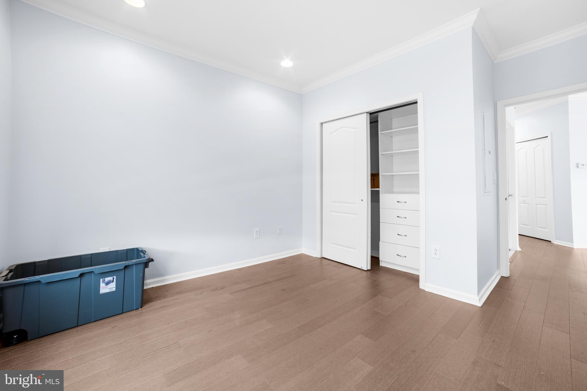 401 CARSON TERRACE 401