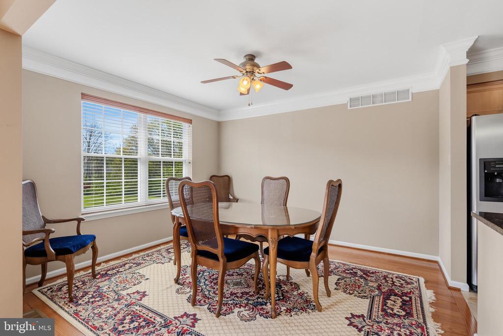 1437 HILLCREST COURT