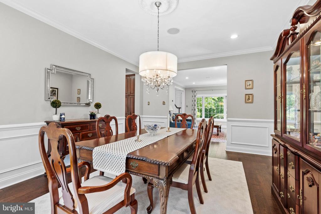 824 WARREN ROAD