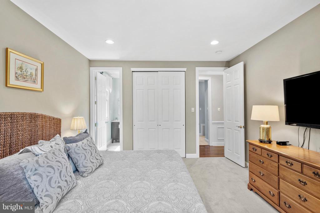824 WARREN ROAD