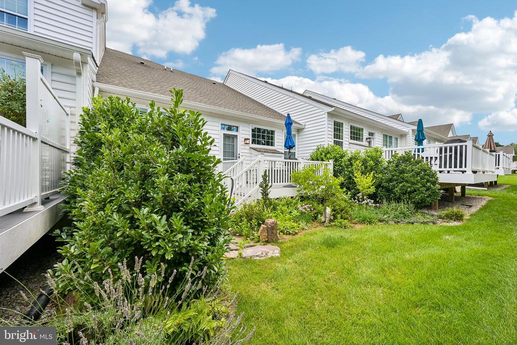 282 HOPEWELL DRIVE