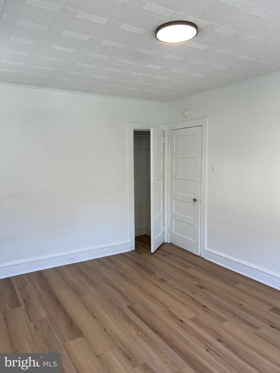 2729 CEDAR LANE Unit: 3