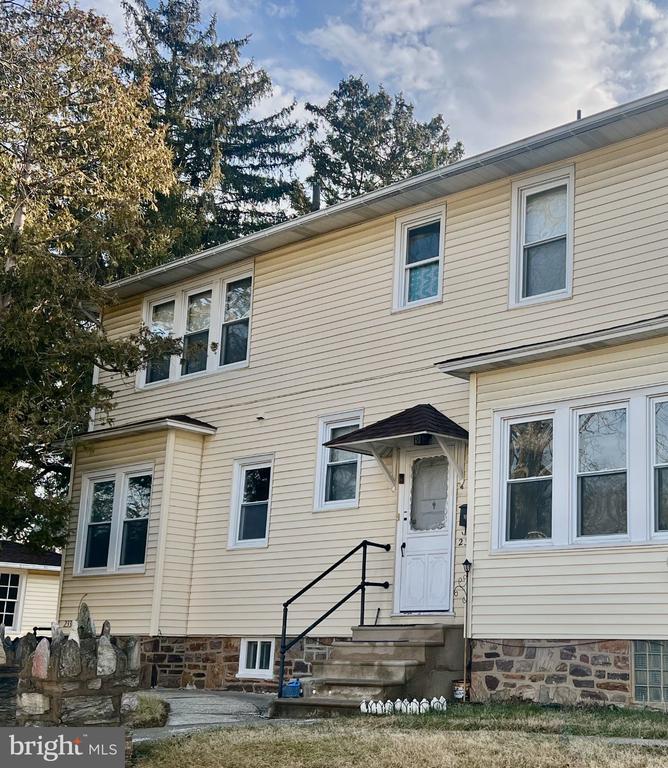 2729 CEDAR LANE Unit: 3