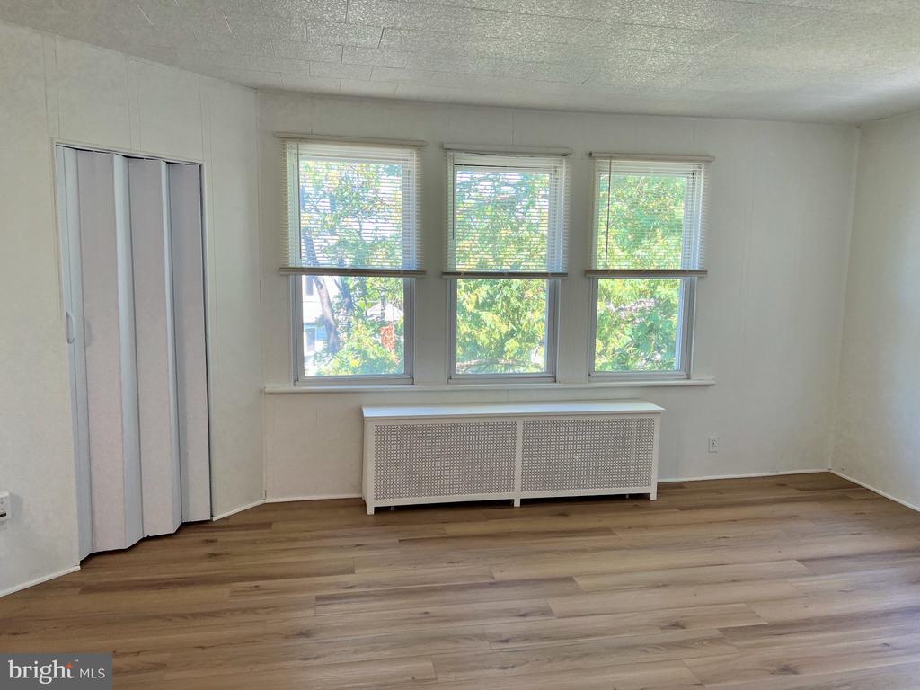 2729 CEDAR LANE Unit: 3