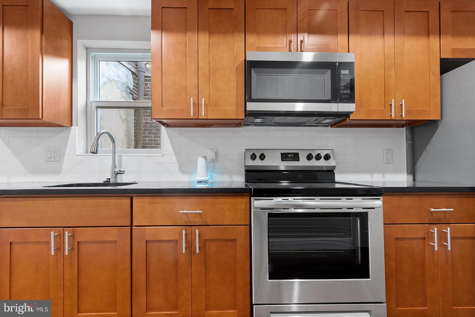 1406 Point Breeze Ave