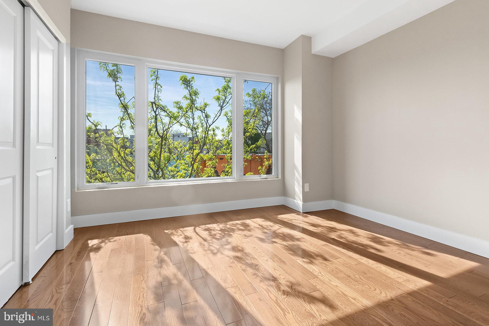 1406 Point Breeze Ave