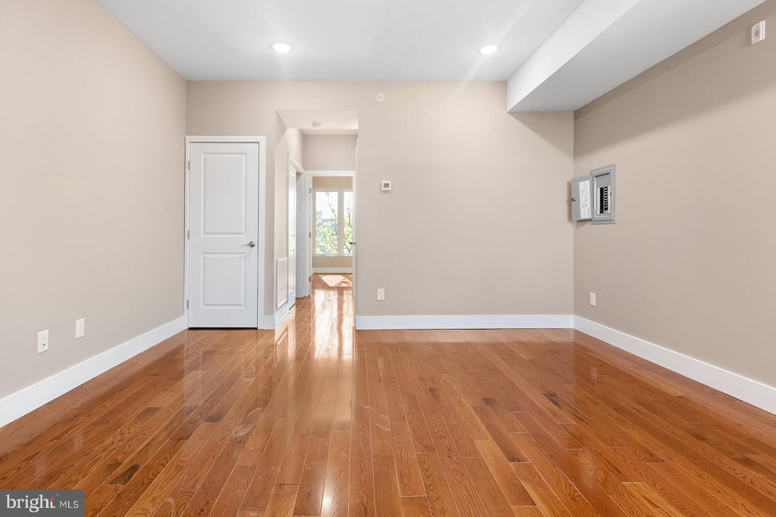 1406 Point Breeze Ave