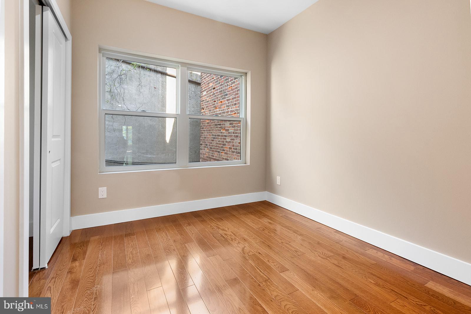 1406 Point Breeze Ave