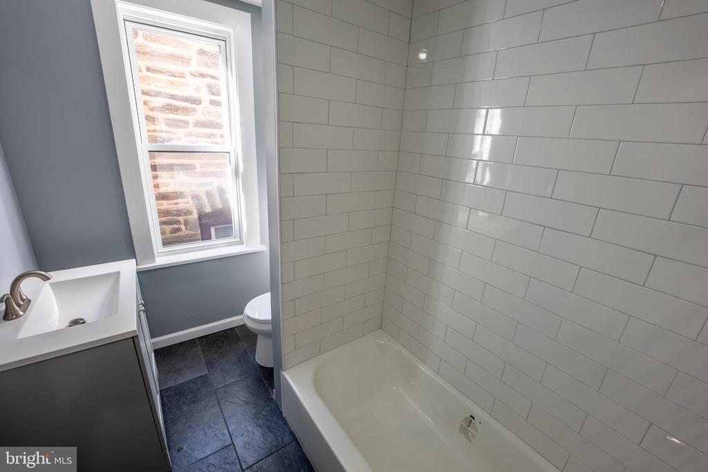 16 E Clapier St