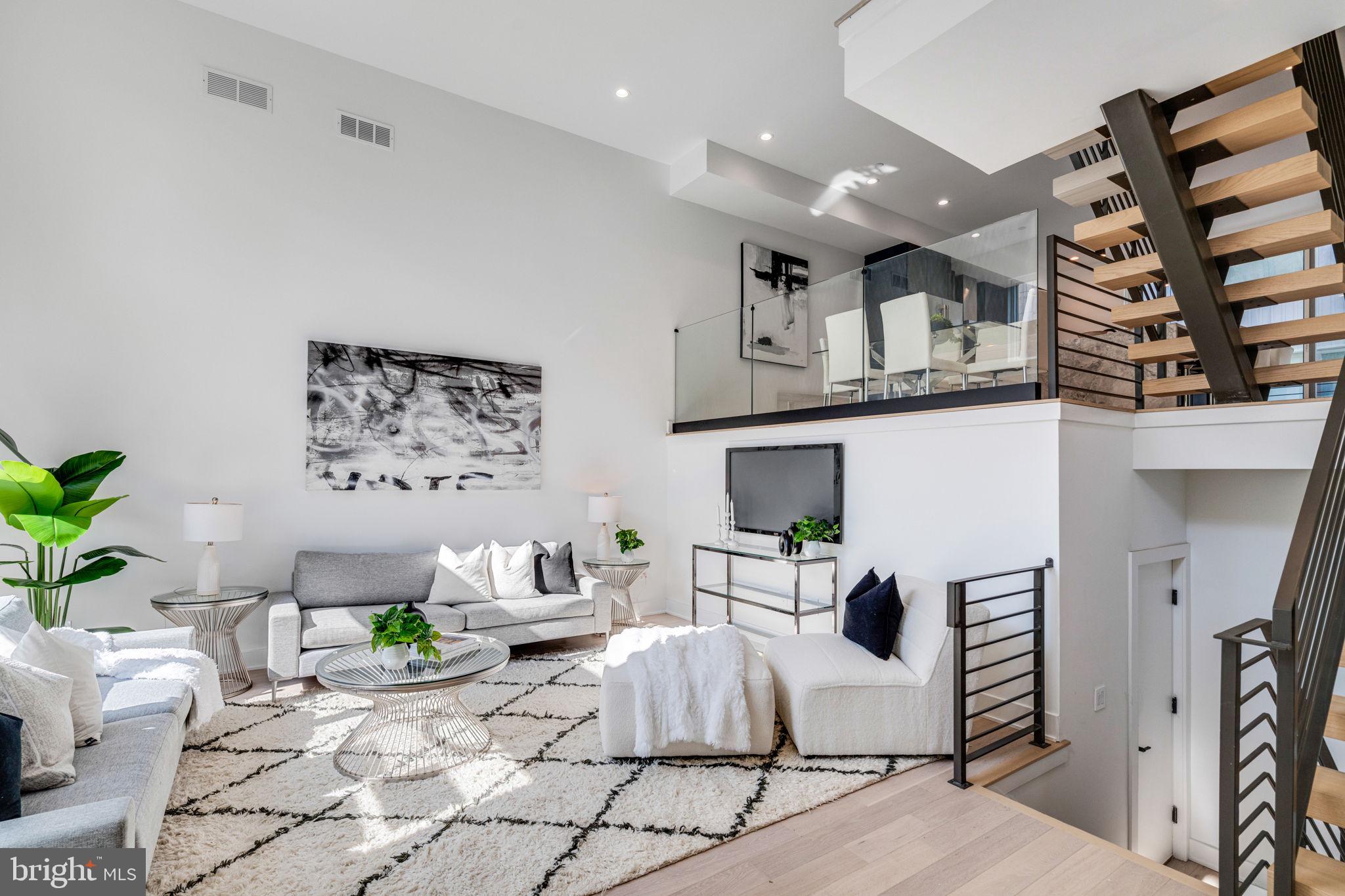 2106 League Ct