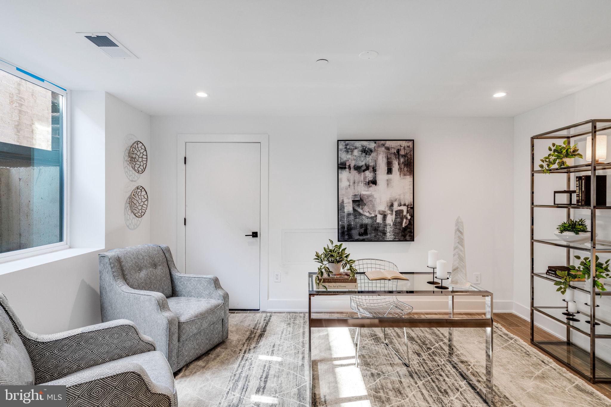 2106 League Ct