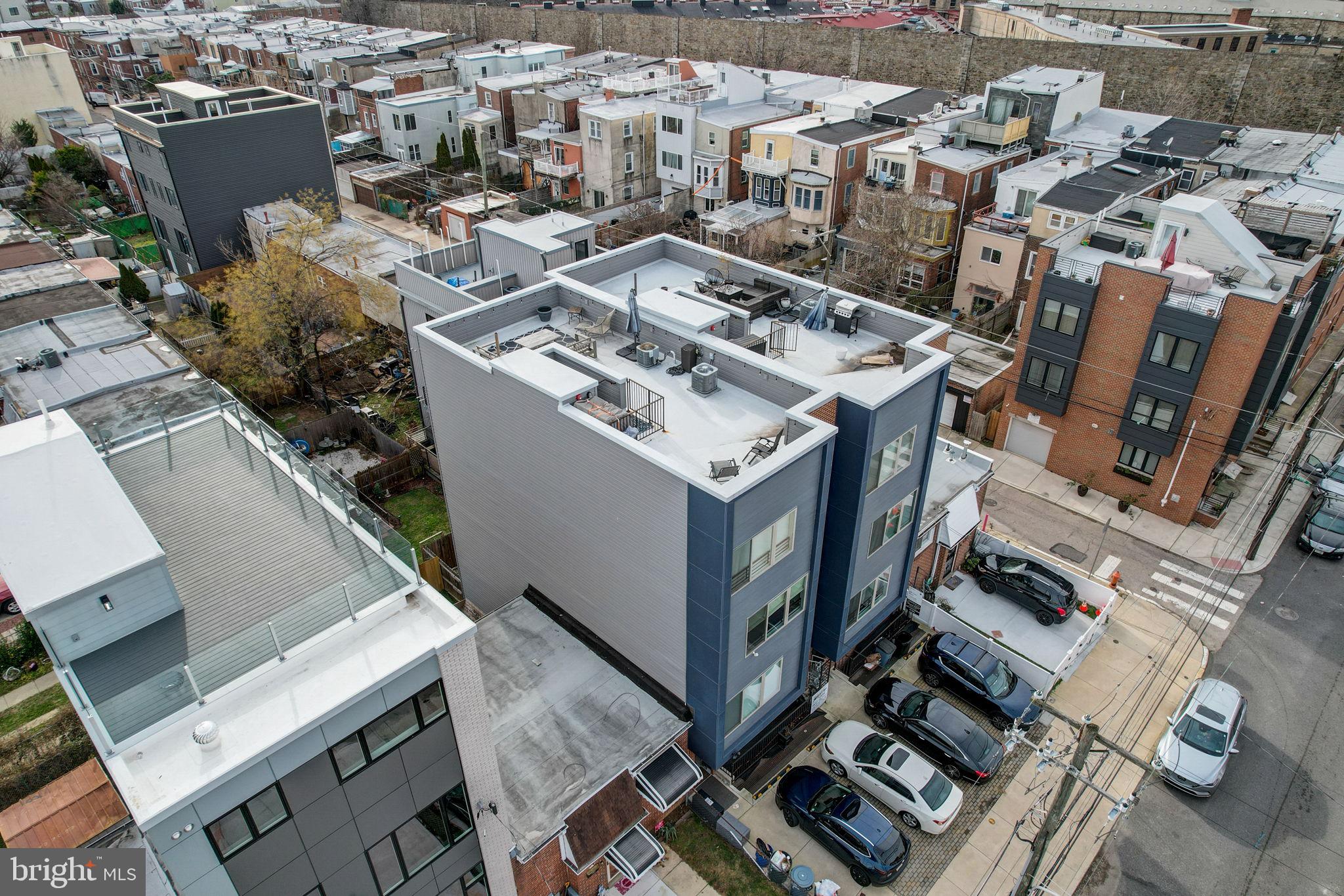 2006 Brown St #3