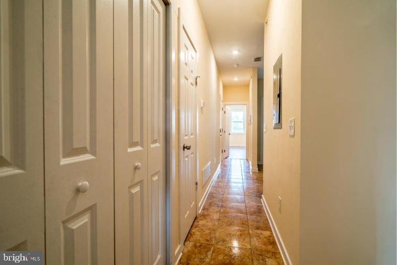 2227 N PARK AVE #C