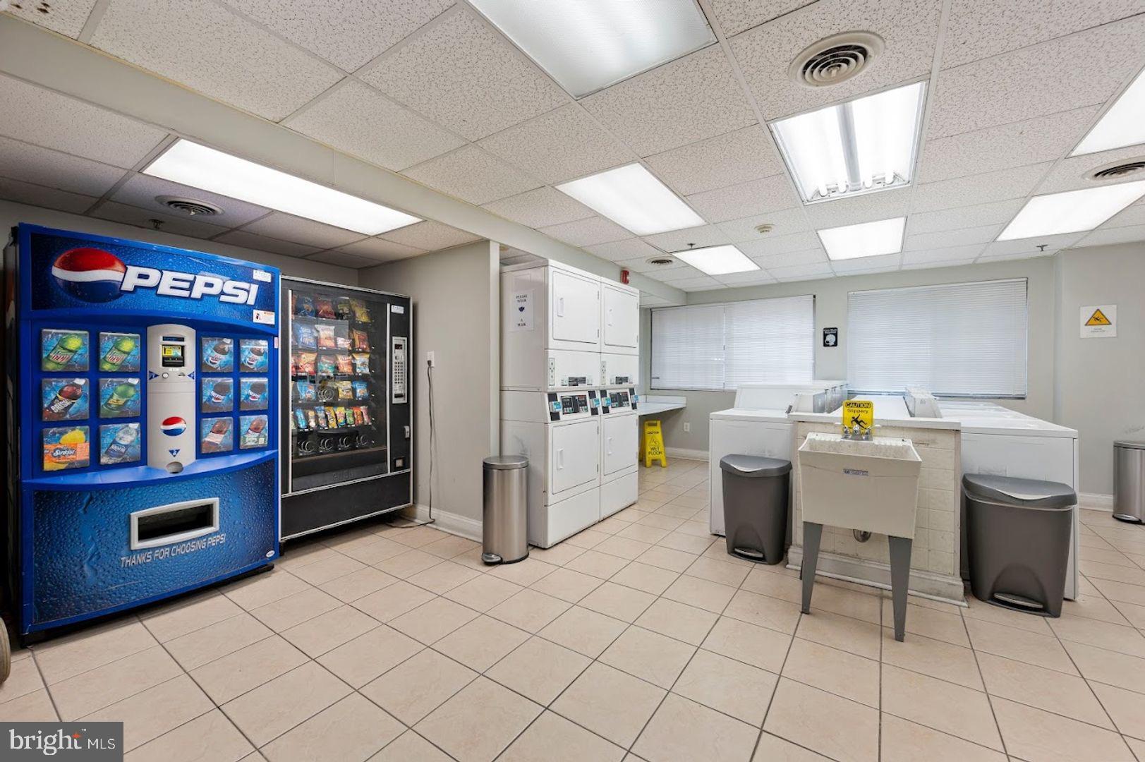 2101-17 Chestnut St #1615