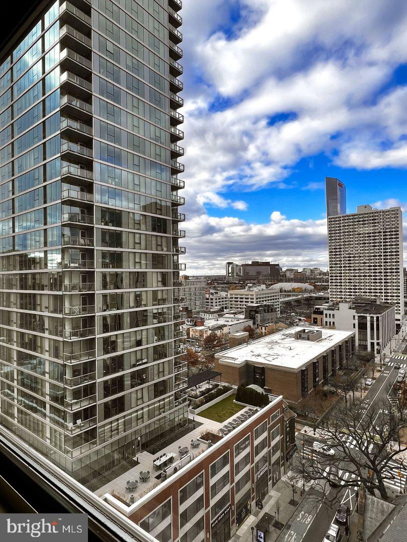 2101-17 Chestnut St #1615