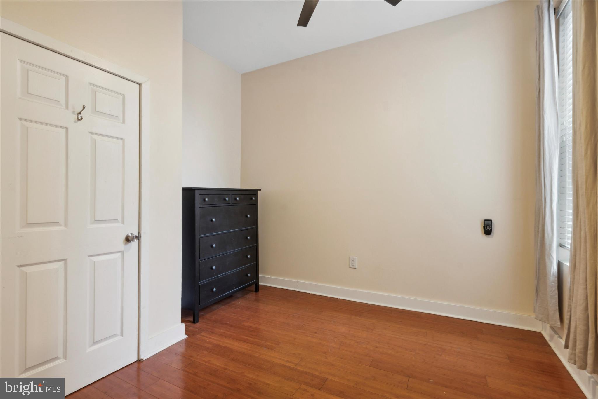 3012 W Girard Ave