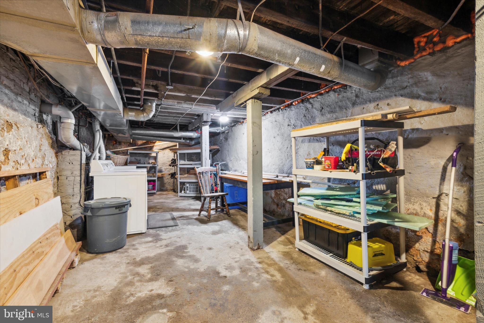 3012 W Girard Ave