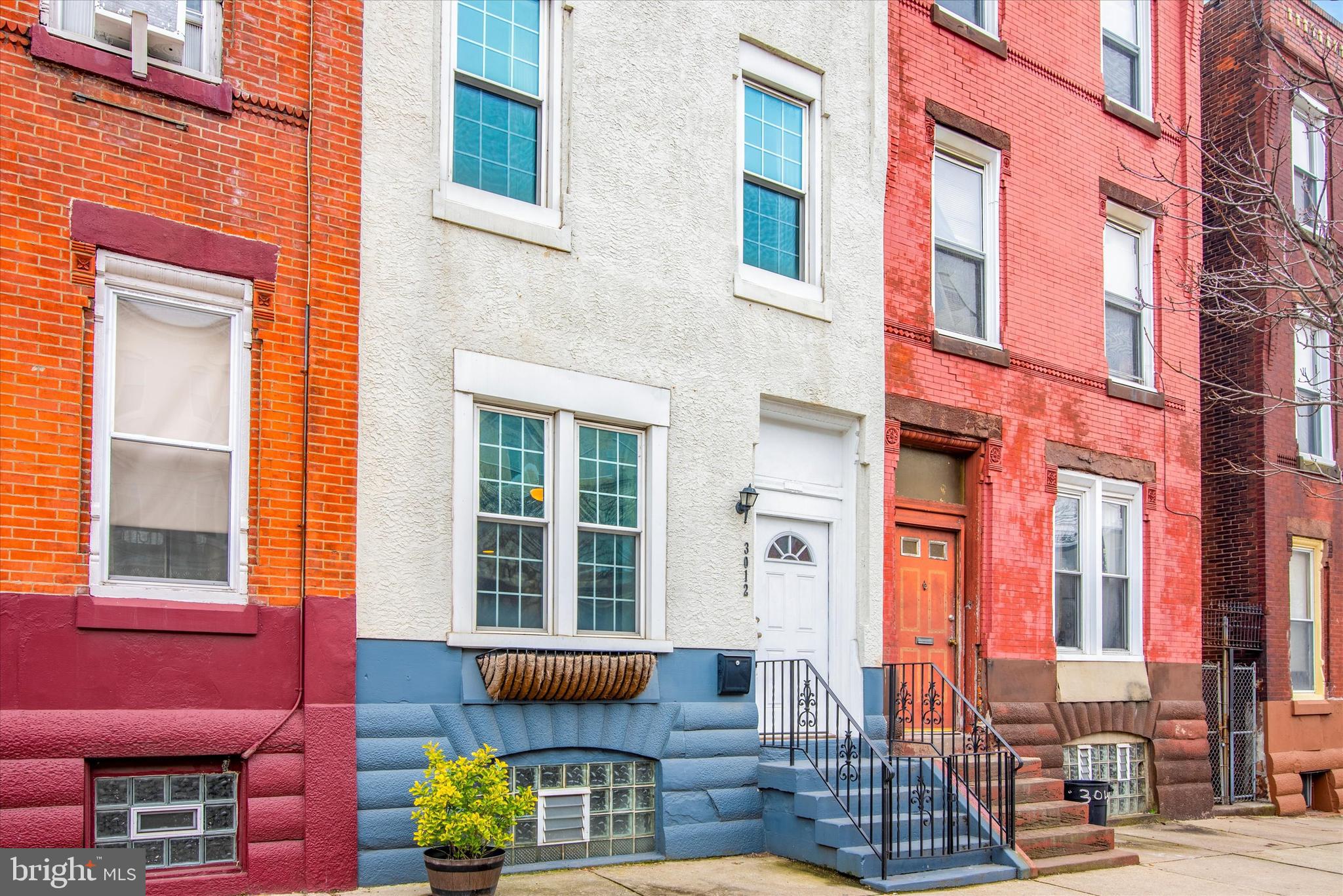 3012 W Girard Ave
