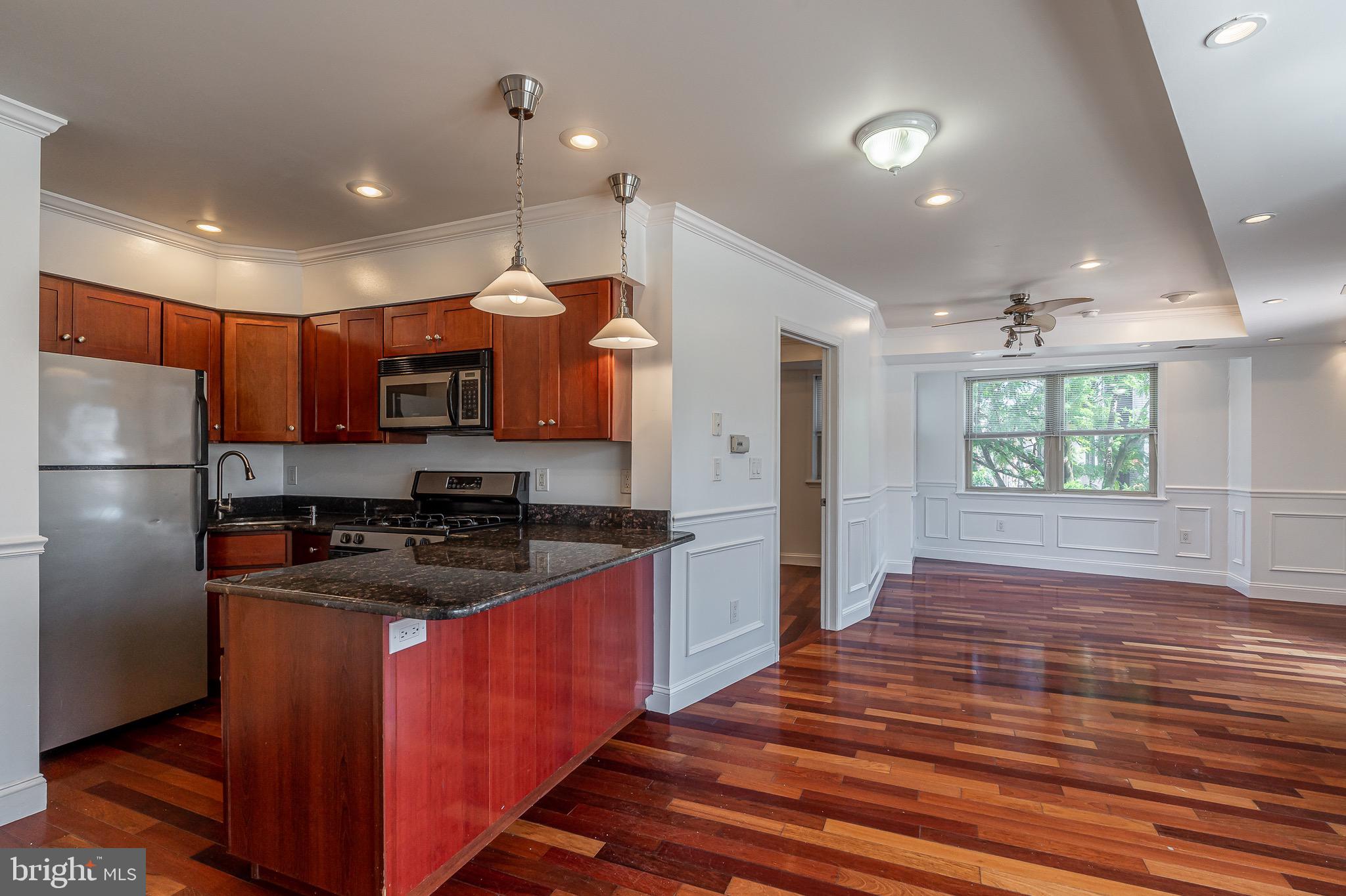 1200 GERMANTOWN AVE #2