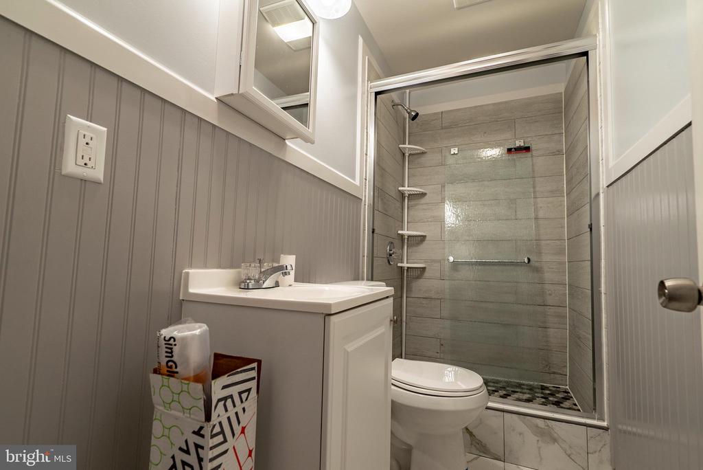 507-9 W GIRARD AVE #2R