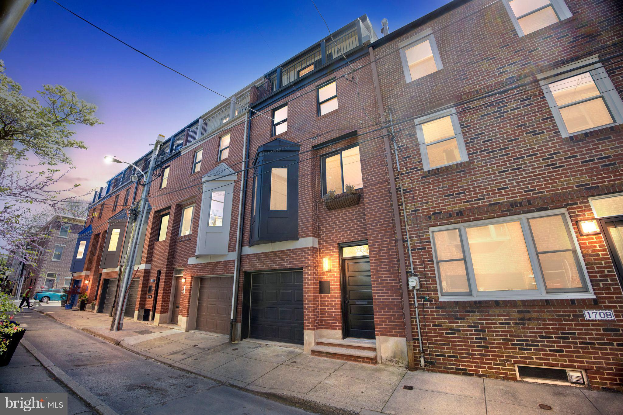 1706-1/2 Rodman St