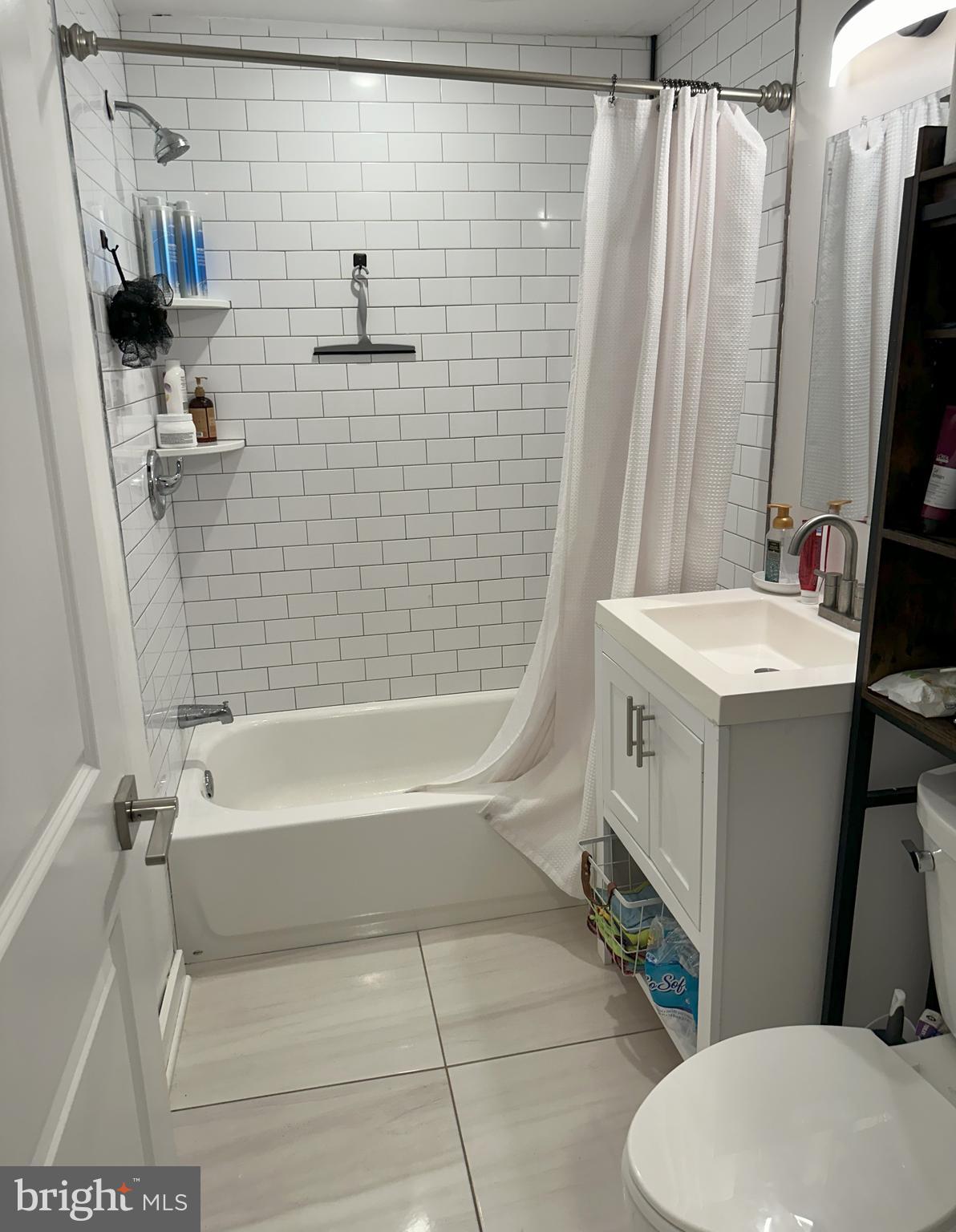 3929 MOUNT VERNON ST