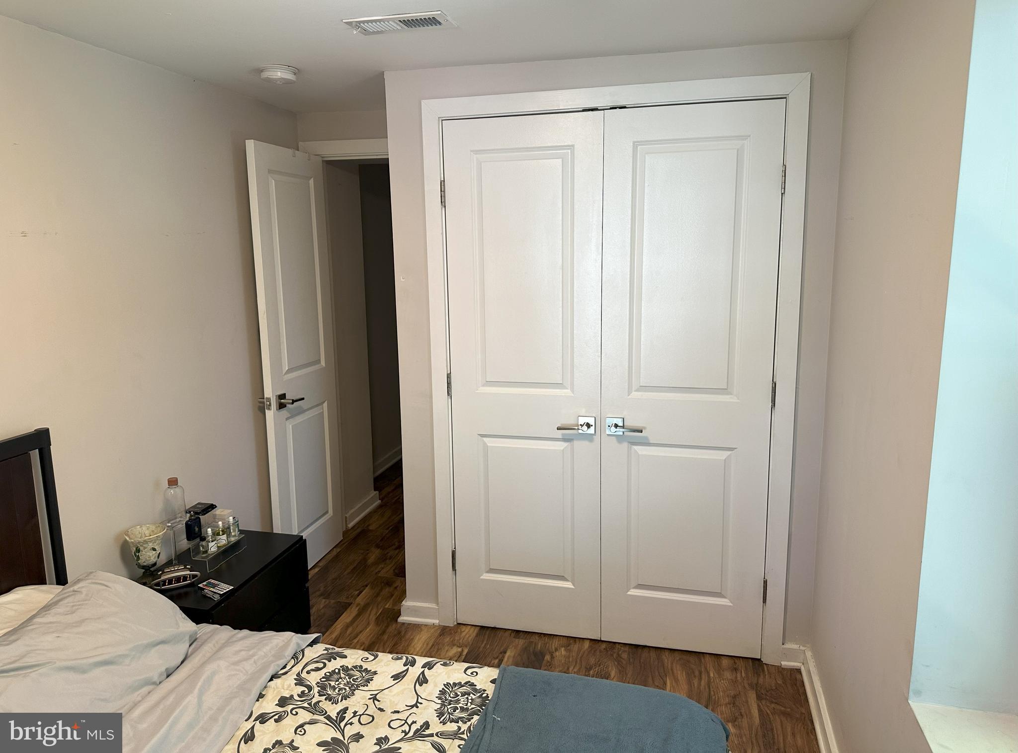 3929 MOUNT VERNON ST