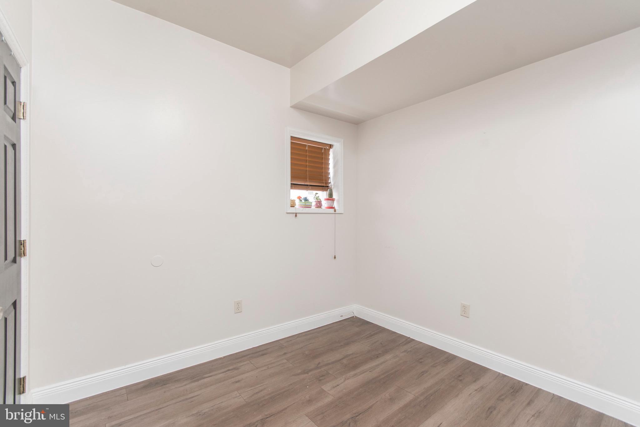 507-9 W GIRARD AVE #1R