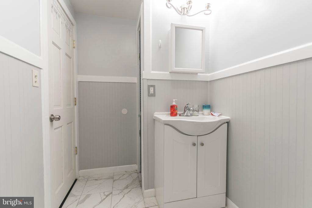 507-9 W GIRARD AVE #1R