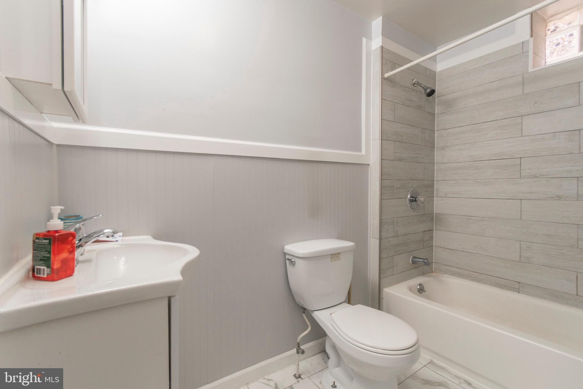 507-9 W GIRARD AVE #1R