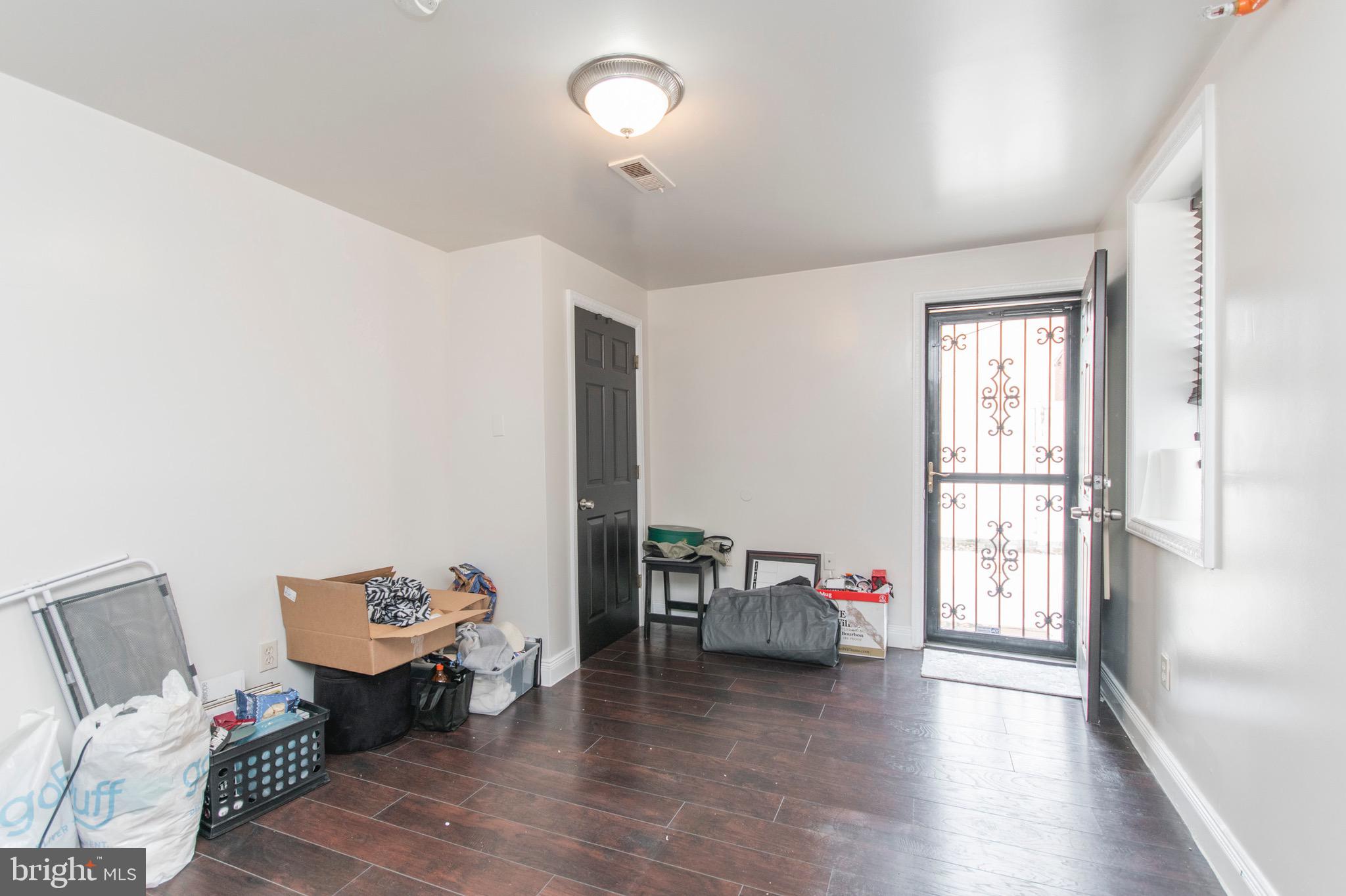 507-9 W GIRARD AVE #1R