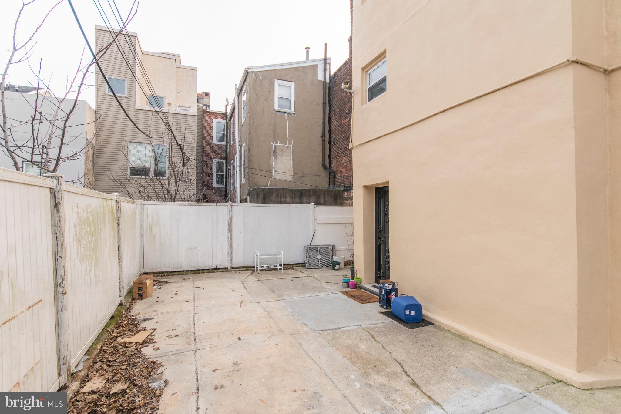 507-9 W GIRARD AVE #1R