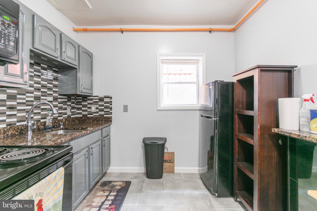 507-9 W GIRARD AVE #1R