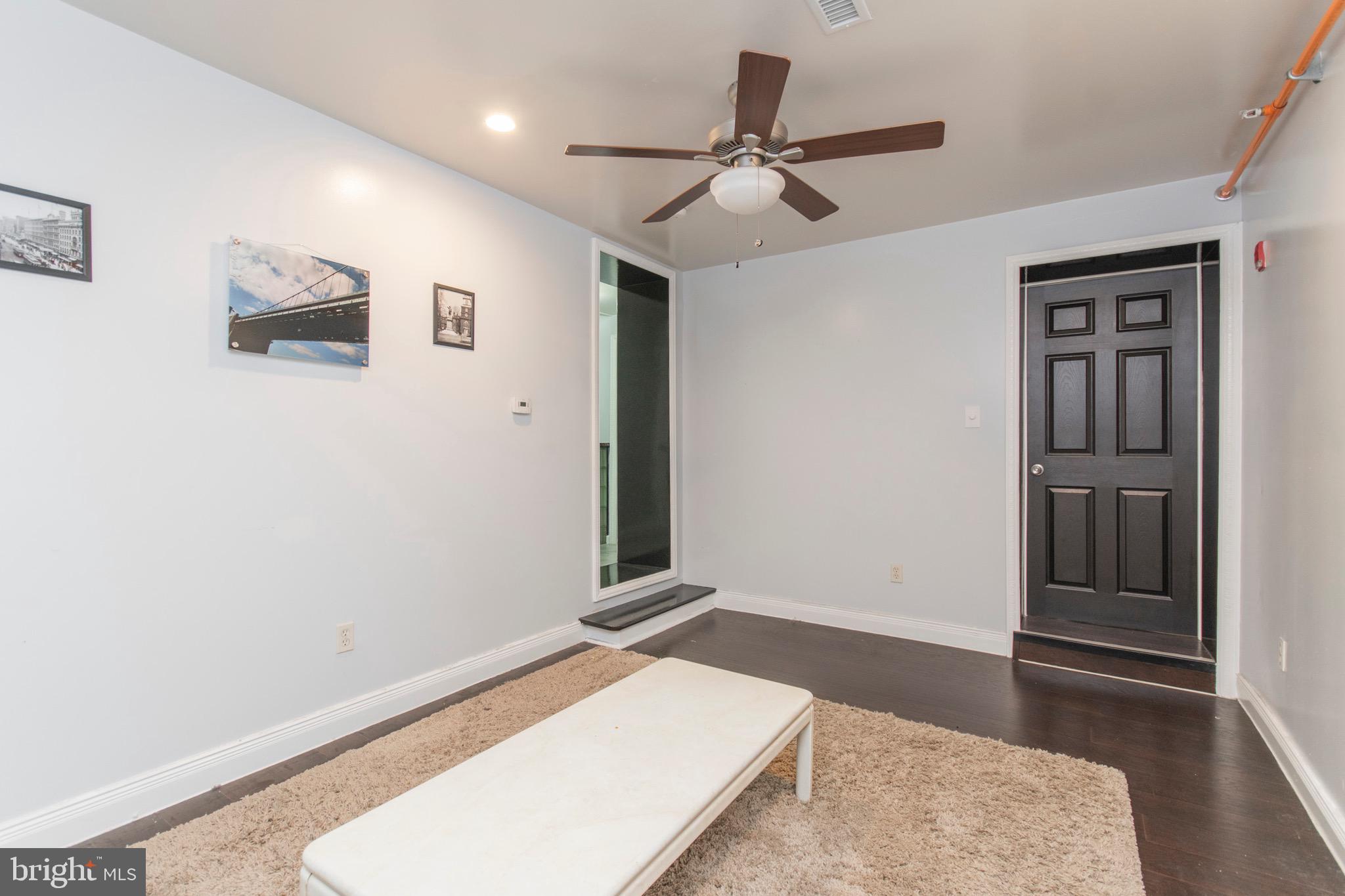 507-9 W GIRARD AVE #1R