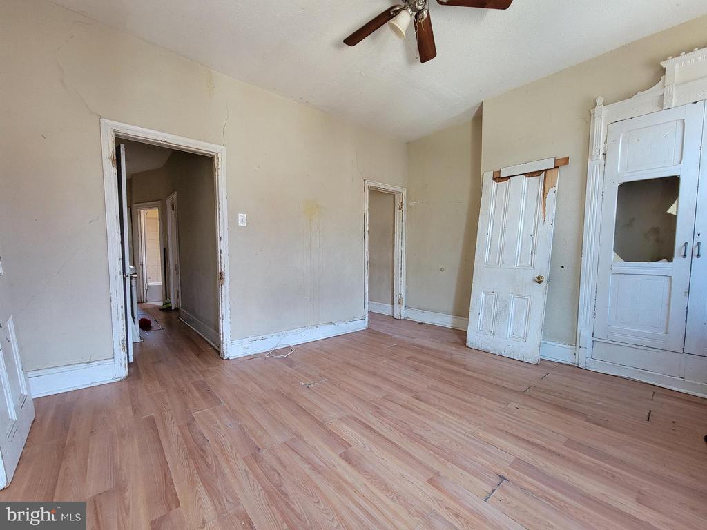 2622 N Colorado St