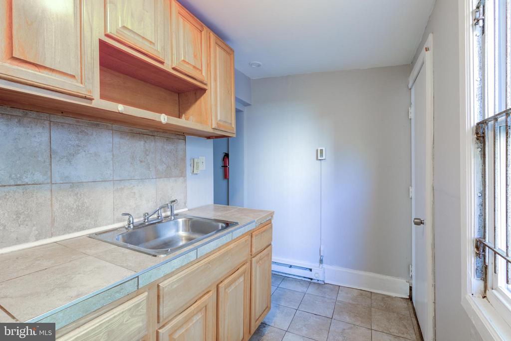 2510 W Arizona St