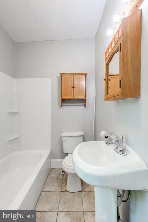 2510 W Arizona St